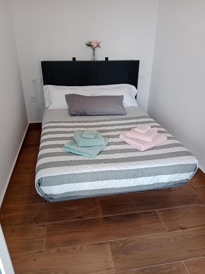 Beach Apartment 또레비에하 외부 사진