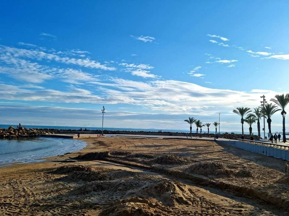 Beach Apartment 또레비에하 외부 사진